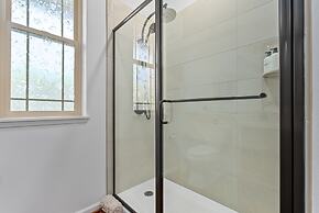 @ Marbella Lane - Pōmaika'i Ocean Love Paradise