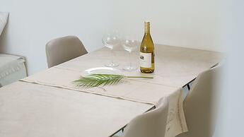 Geoje Lighthouse Pension