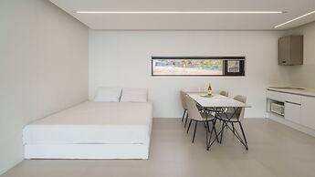 Geoje Lighthouse Pension