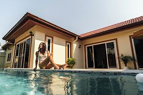 Massarossa Pool Villa Pattaya