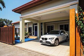 Massarossa Pool Villa Pattaya