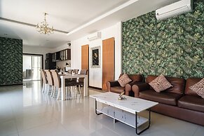 Massarossa Pool Villa Pattaya