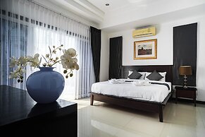 Massarossa Pool Villa Pattaya