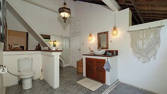 Villa Mogi by Villa Finder