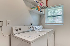 4 Mi to Dtwn: Family-friendly Apt in Atlanta!