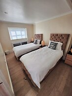 Charming London Apartment Near Harrods
