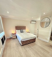 Charming London Apartment Near Harrods