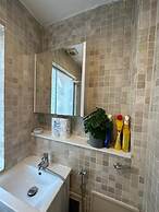 Charming London Apartment Near Harrods