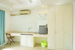 Skutan Inn Sutthisan Nexus Opal