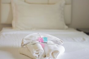 Skutan Inn Sutthisan Nexus Opal