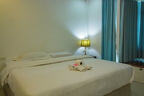 Skutan Inn Sutthisan Nexus Opal