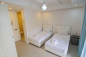 Skutan Inn Sutthisan Nexus Opal