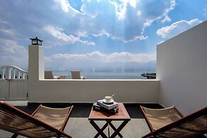 Dali Shuanglang Haiyu Mountain Sea View