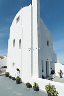 Dauti Gold Suites