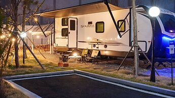 Sokcho Supuro Caravan