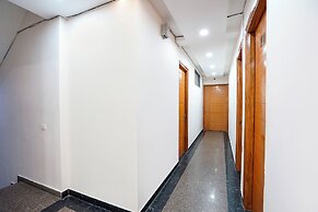 Fabhotel Divine & Banquet