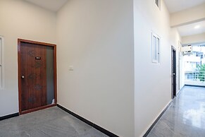 Fabhotel Three Waves