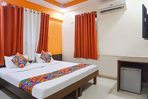 Fabhotel Royal Residency