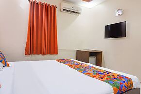 Fabhotel Royal Residency