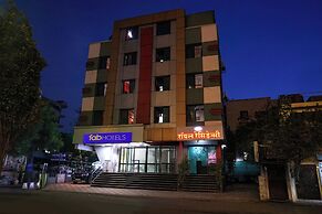 Fabhotel Royal Residency