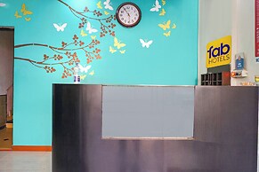 Fabhotel Royal Residency