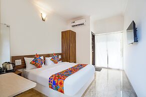 Fabhotel Elysian Heaven