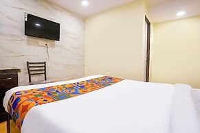 Fabexpress Metro Galaxy Inn