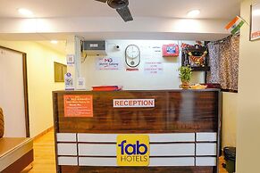 Fabexpress Metro Galaxy Inn