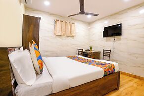 Fabexpress Metro Galaxy Inn