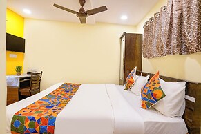 Fabexpress Metro Galaxy Inn