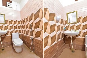 Fabhotel Nakshatra Palace