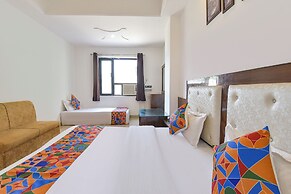 Fabhotel Nakshatra Palace