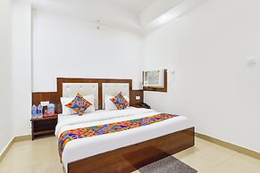Fabhotel Nakshatra Palace