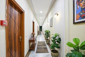 Fabhotel Regal