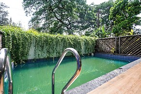 Fabhotel Mazzo Residency