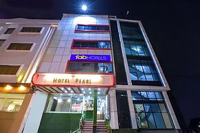 Fabhotel Pearl