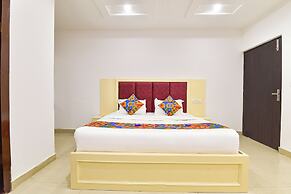 Fabhotel Pearl