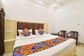 Fabhotel Pearl