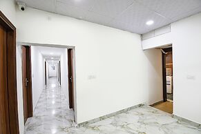 Fabhotel Golden Key Inn