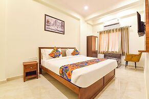 Fabhotel Yuvraj Inn
