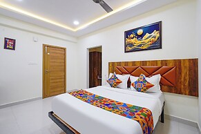 Fabhotel Navya Grand