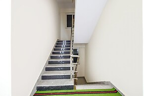 Fabhotel Navya Grand