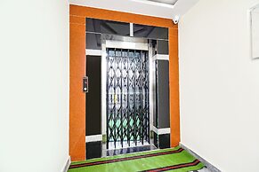 Fabhotel Navya Grand