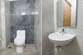 Fabhotel Navya Grand