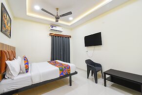 Fabhotel Navya Grand