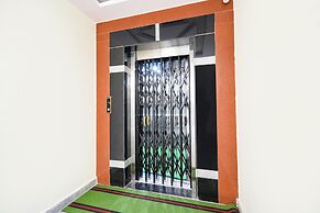 Fabhotel Navya Grand