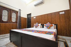 Fabhotel Raghunandan Inn