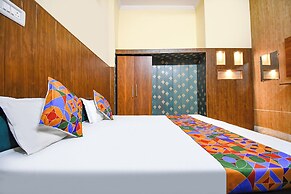 Fabhotel Raghunandan Inn