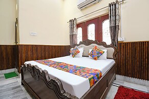 Fabhotel Raghunandan Inn