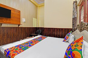 Fabhotel Raghunandan Inn